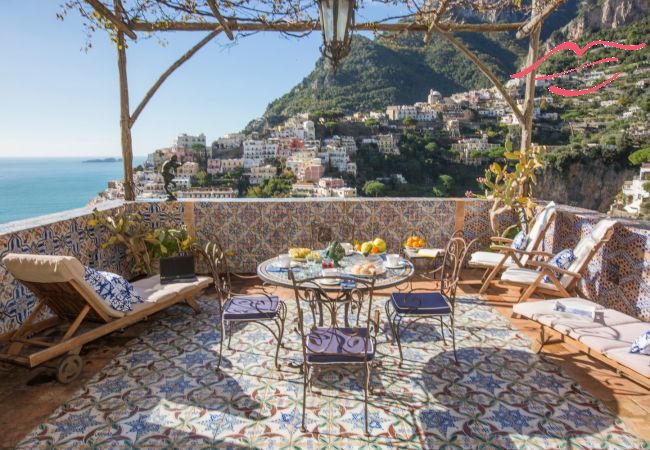 House in Positano - Estate4home - Palazzo Crocione  House in Positano - Estate4home - Palazzo Crocione