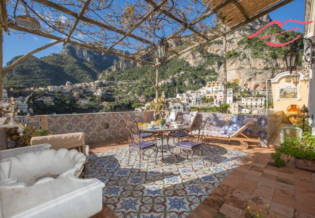 House in Positano - Estate4home - Palazzo Crocione  House in Positano - Estate4home - Palazzo Crocione