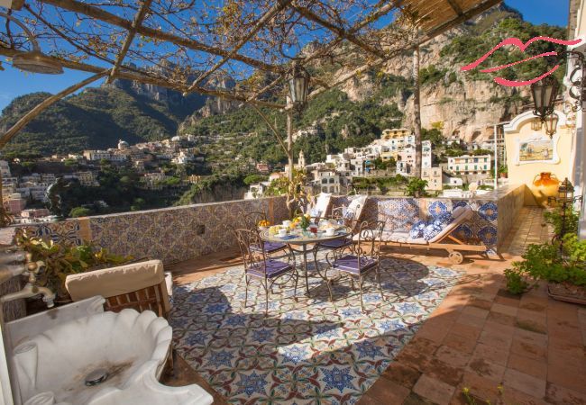 House in Positano - Estate4home - Palazzo Crocione  House in Positano - Estate4home - Palazzo Crocione