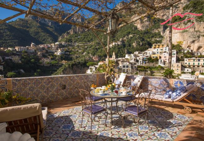House in Positano - Estate4home - Palazzo Crocione  House in Positano - Estate4home - Palazzo Crocione