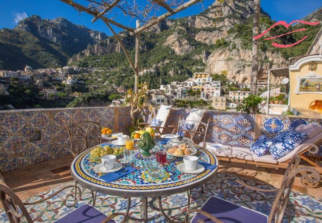 House in Positano - Estate4home - Palazzo Crocione  House in Positano - Estate4home - Palazzo Crocione