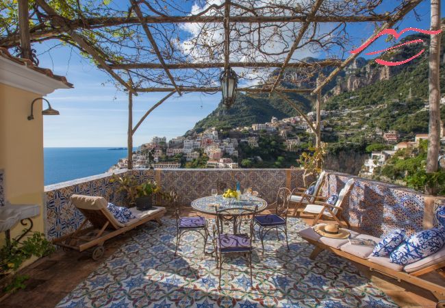House in Positano - Estate4home - Palazzo Crocione  House in Positano - Estate4home - Palazzo Crocione