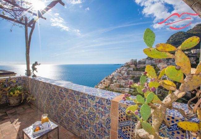 House in Positano - Estate4home - Palazzo Crocione  House in Positano - Estate4home - Palazzo Crocione