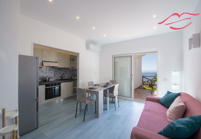 Villa in Praiano - Villa Ecuba - Villa for groups in a strategic position Villa in Praiano - Villa Ecuba - Villa for groups in a strategic position