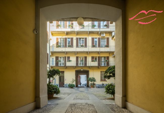 Apartment in Milan - Porta Venezia Cozy Studio R&R 