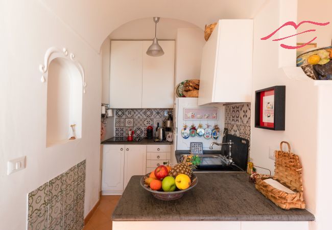 House in Positano - Casa Peppenella with private terrace