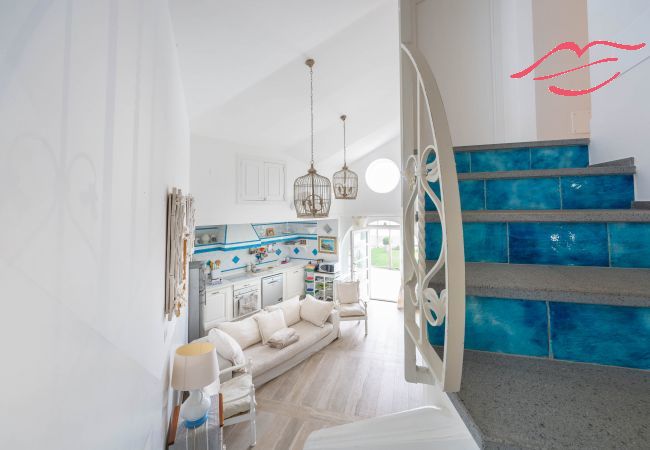 Villa in Maiori - Luxury Villa Vittoria- Villa with garden, swimming pool and jacuzzi overlooking the sea Villa in Maiori - Luxury Villa Vittoria- Villa with garden, swimming pool and jacuzzi overlooking the sea