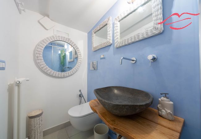 Villa in Maiori - Luxury Villa Vittoria- Villa with garden, swimming pool and jacuzzi overlooking the sea Villa in Maiori - Luxury Villa Vittoria- Villa with garden, swimming pool and jacuzzi overlooking the sea