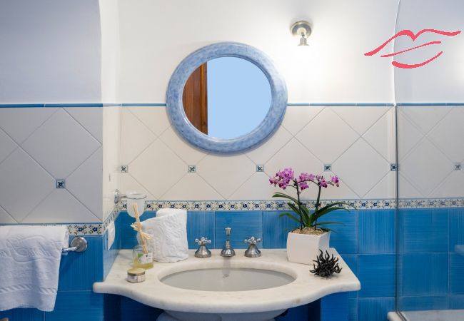House in Positano - Estate4home- Emeri Positano House in Positano - Estate4home- Emeri Positano