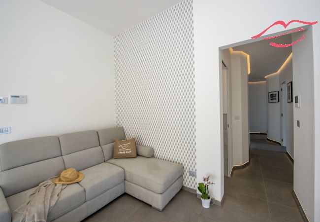 Villa in Amalfi - Villa Donna Rachele - Sea view Jacuzzi and Free Parking Villa in Amalfi - Villa Donna Rachele - Sea view Jacuzzi and Free Parking