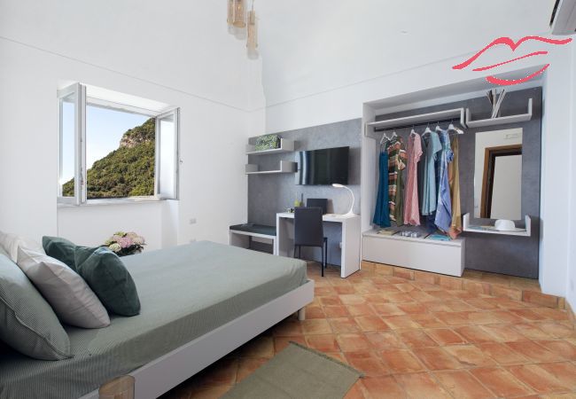 Apartment in Positano - Estate4home- La casa di Lia Apartment in Positano - Estate4home- La casa di Lia