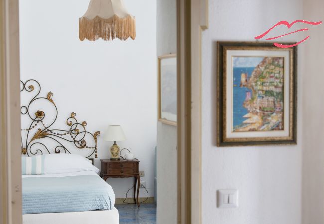 House in Positano - Estate4home- La casa del maresciallo House in Positano - Estate4home- La casa del maresciallo