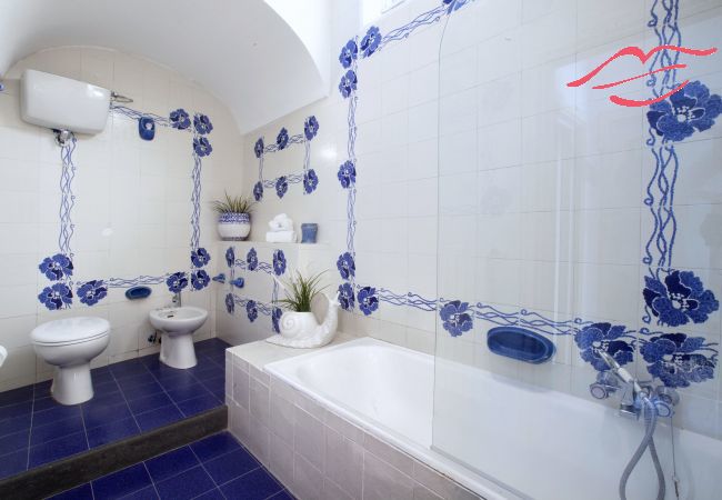 House in Positano - Estate4home- La casa del maresciallo House in Positano - Estate4home- La casa del maresciallo