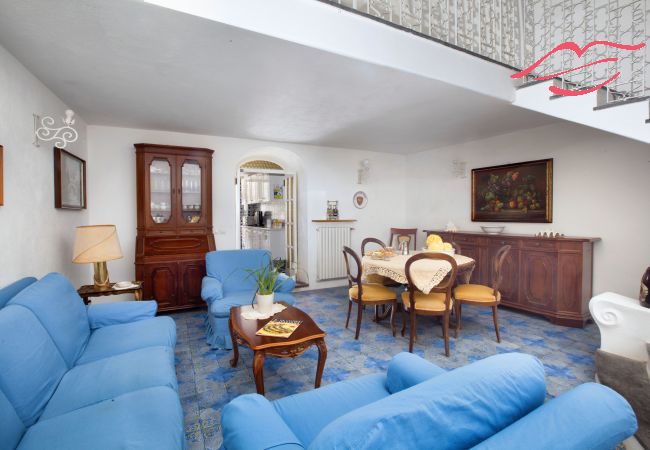 House in Positano - Estate4home- La casa del maresciallo House in Positano - Estate4home- La casa del maresciallo