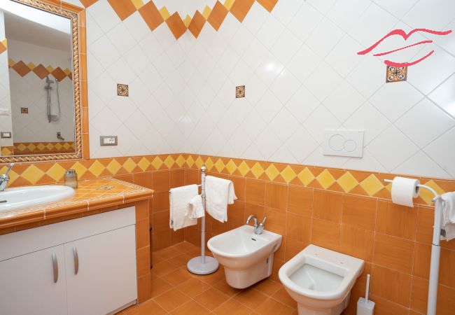 House in Tramonti - Casa Francese Relax - An oasis of well-being not far from the sea House in Tramonti - Casa Francese Relax - An oasis of well-being not far from the sea