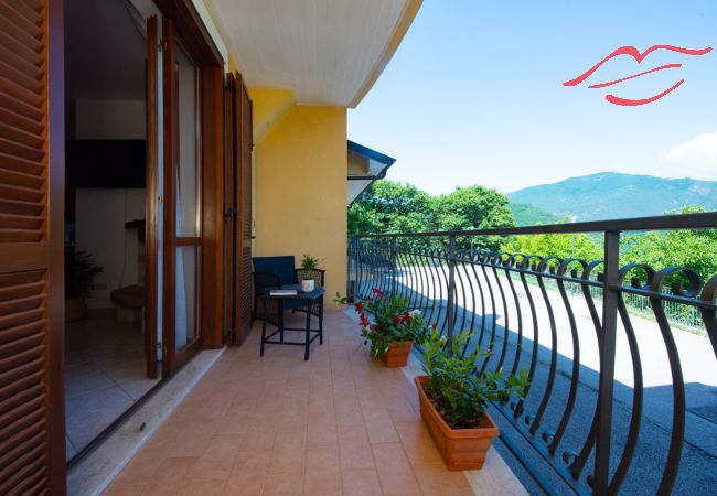 Apartment in Tramonti - Casa Tramonti D'aMare - On the hills of the Amalfi Coast Apartment in Tramonti - Casa Tramonti D'aMare - On the hills of the Amalfi Coast