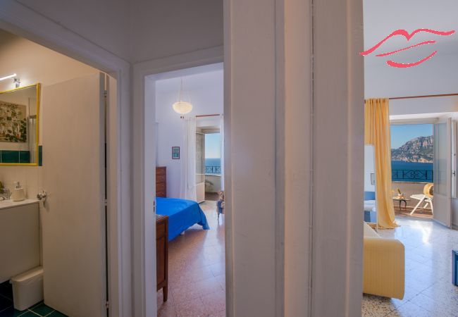 Apartment in Praiano - Casa Nostra - It speaks of love, family, and the sea Apartment in Praiano - Casa Nostra - It speaks of love, family, and the sea