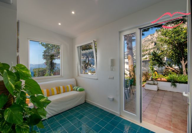 Apartment in Praiano - Casa Nostra - It speaks of love, family, and the sea Apartment in Praiano - Casa Nostra - It speaks of love, family, and the sea