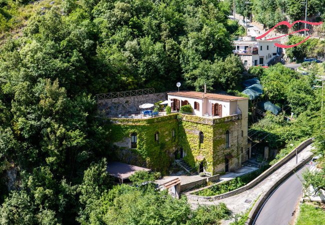 Villa in Ravello - Ravello Watermill Retreat – Your private oasis between lemon groves and the sea Villa in Ravello - Ravello Watermill Retreat – Your private oasis between lemon groves and the sea