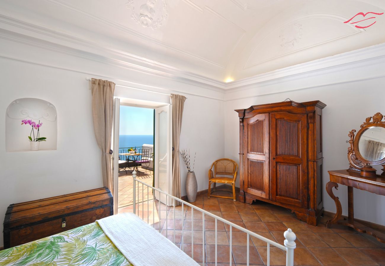 House in Praiano - Casale Fralisa - Marvelous terrace and hot tub with sea view