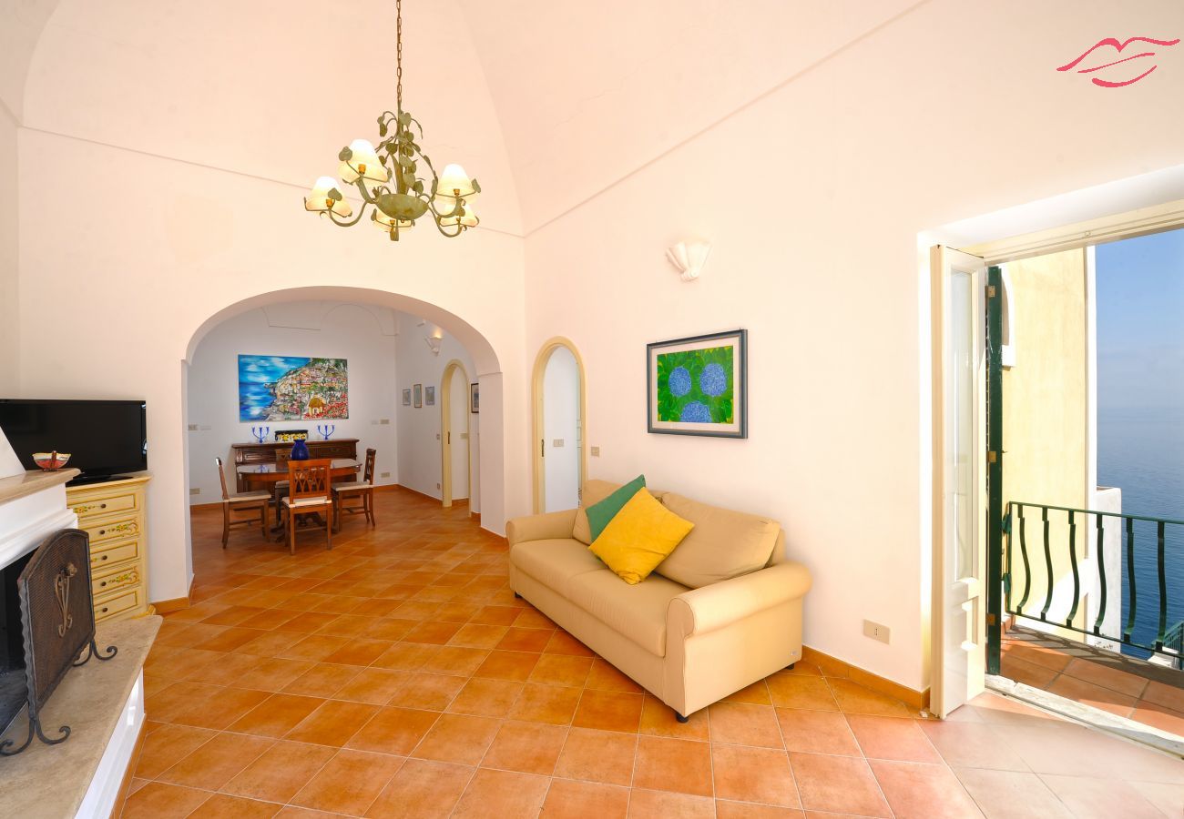 Villa in Praiano - Casa Alessia - Big terrace on the sea, ideal for large families Villa in Praiano - Casa Alessia - Big terrace on the sea, ideal for large families