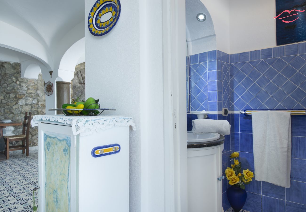Apartment in Praiano - La Maison del Pescatore - Few steps away from the beach, sea view 