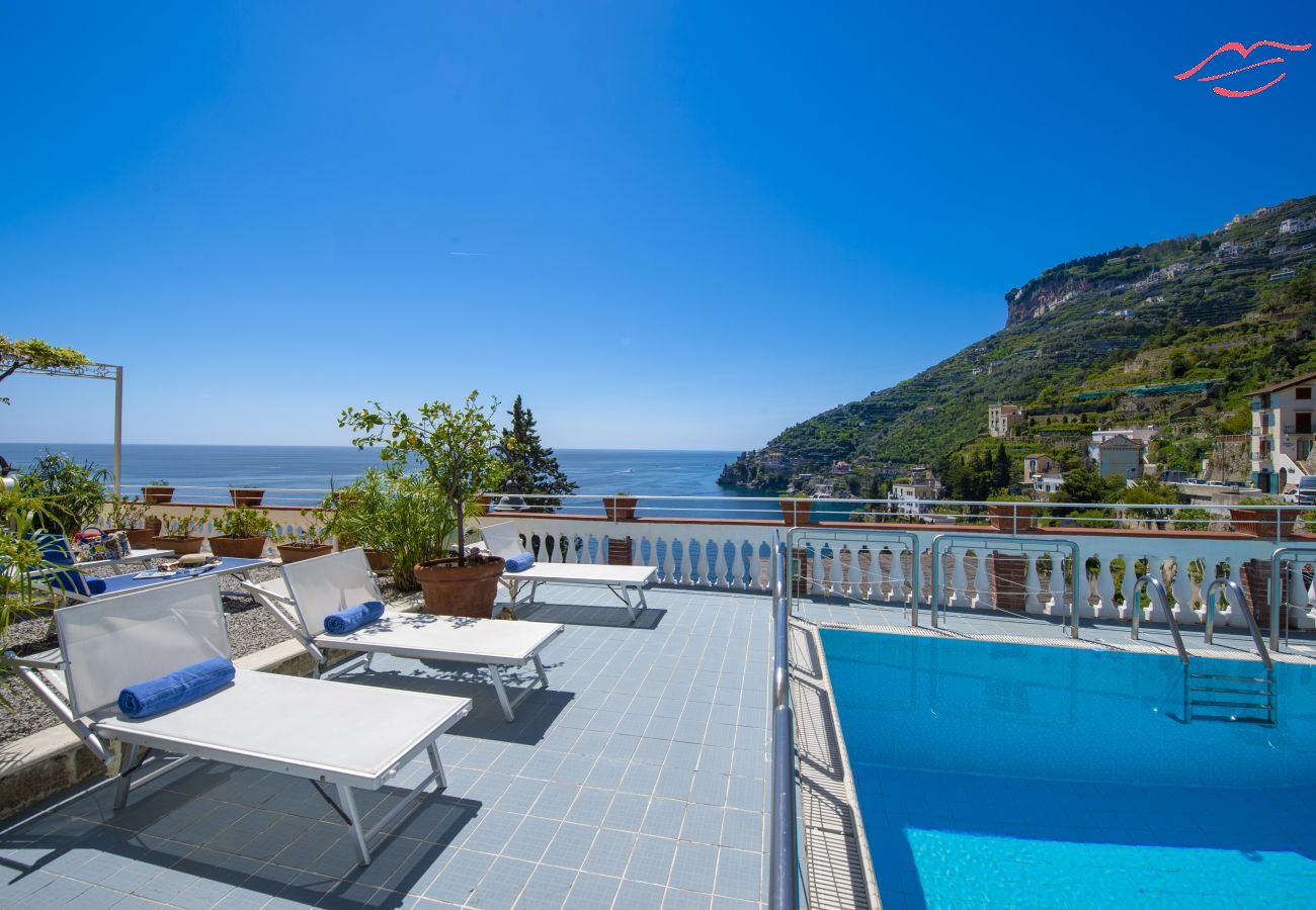 Villa in Ravello - Villa Arte - Luxurious Villa for Large Groups with Private Pool