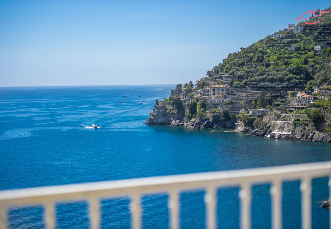Villa in Ravello - Villa Arte - Luxurious Villa for Large Groups with Private Pool