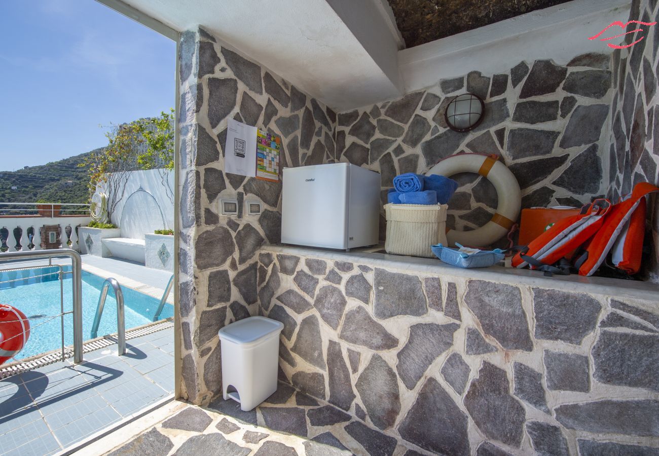 Villa in Ravello - Villa Arte - Luxurious Villa for Large Groups with Private Pool