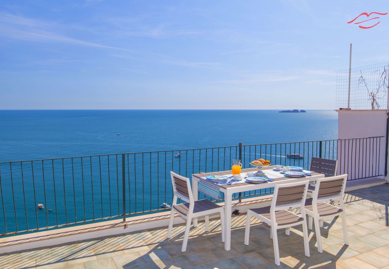 House in Positano - Estate4home - Maison Jenny  House in Positano - Estate4home - Maison Jenny