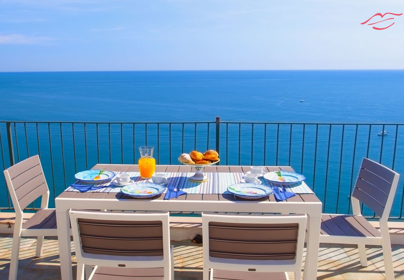 House in Positano - Estate4home - Maison Jenny  House in Positano - Estate4home - Maison Jenny