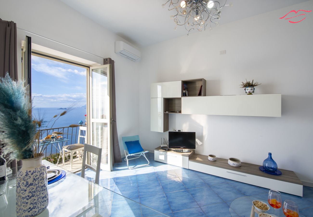 House in Praiano - Il Profumo dei Fiori Suite - Panoramic suite on Capri and Positano
