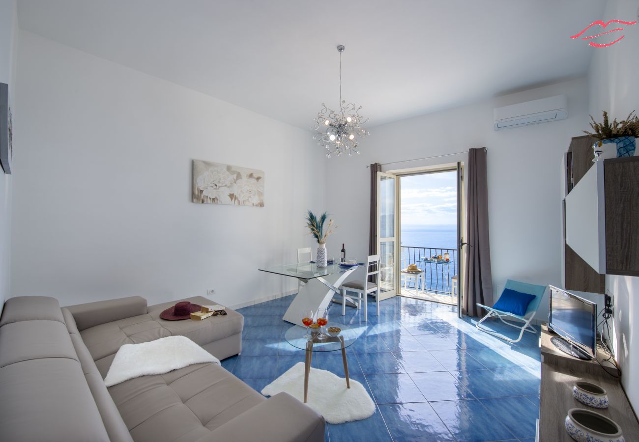House in Praiano - Il Profumo dei Fiori Suite - Panoramic suite on Capri and Positano