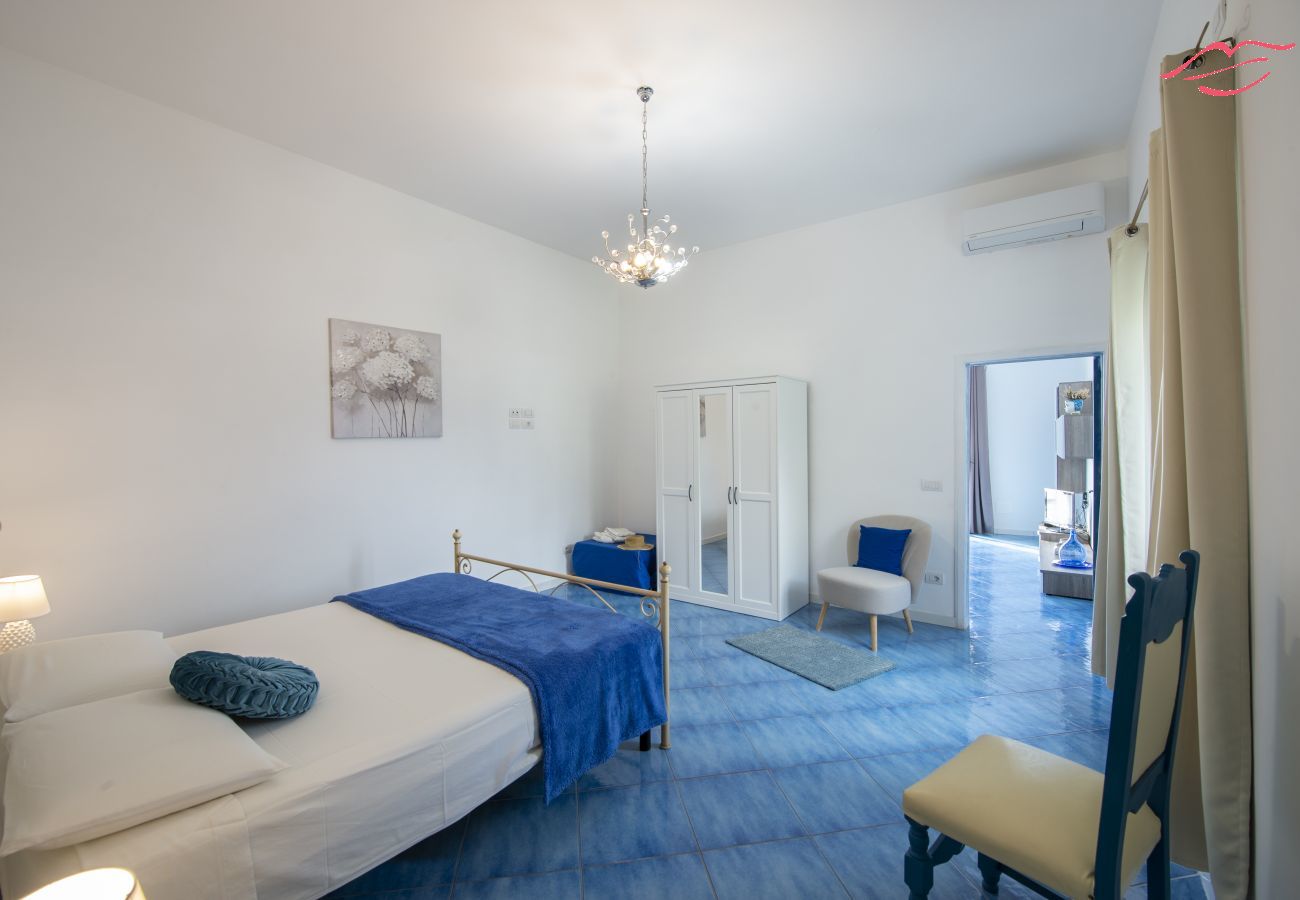 House in Praiano - Il Profumo dei Fiori Suite - Panoramic suite on Capri and Positano