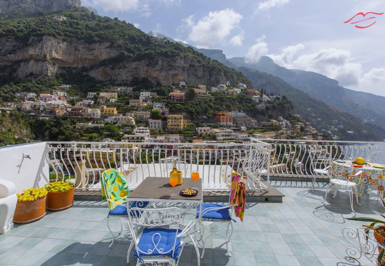 House in Positano - Estate4home- La casa del maresciallo House in Positano - Estate4home- La casa del maresciallo