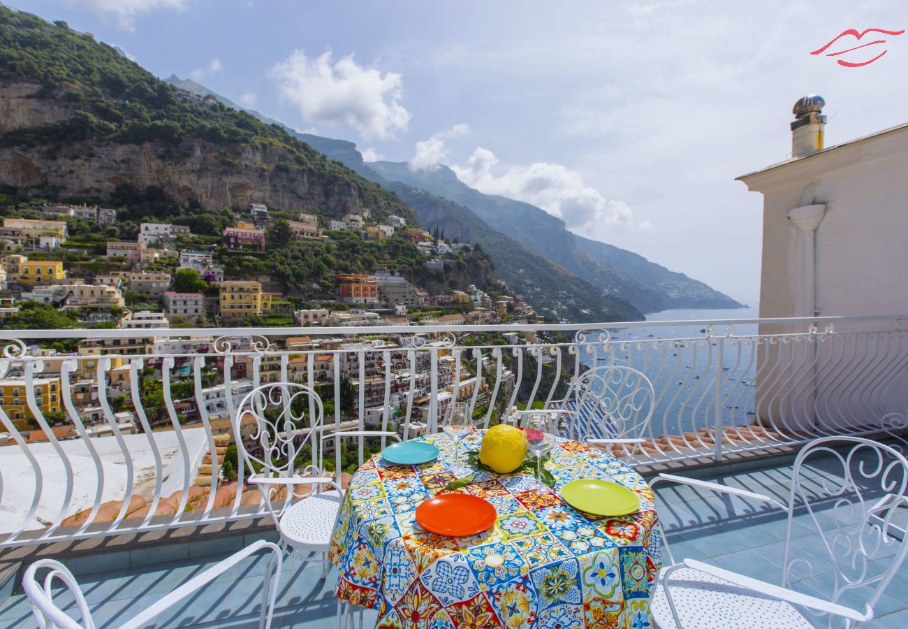 House in Positano - Estate4home- La casa del maresciallo House in Positano - Estate4home- La casa del maresciallo