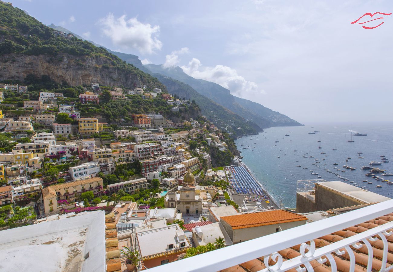 House in Positano - Estate4home- La casa del maresciallo House in Positano - Estate4home- La casa del maresciallo