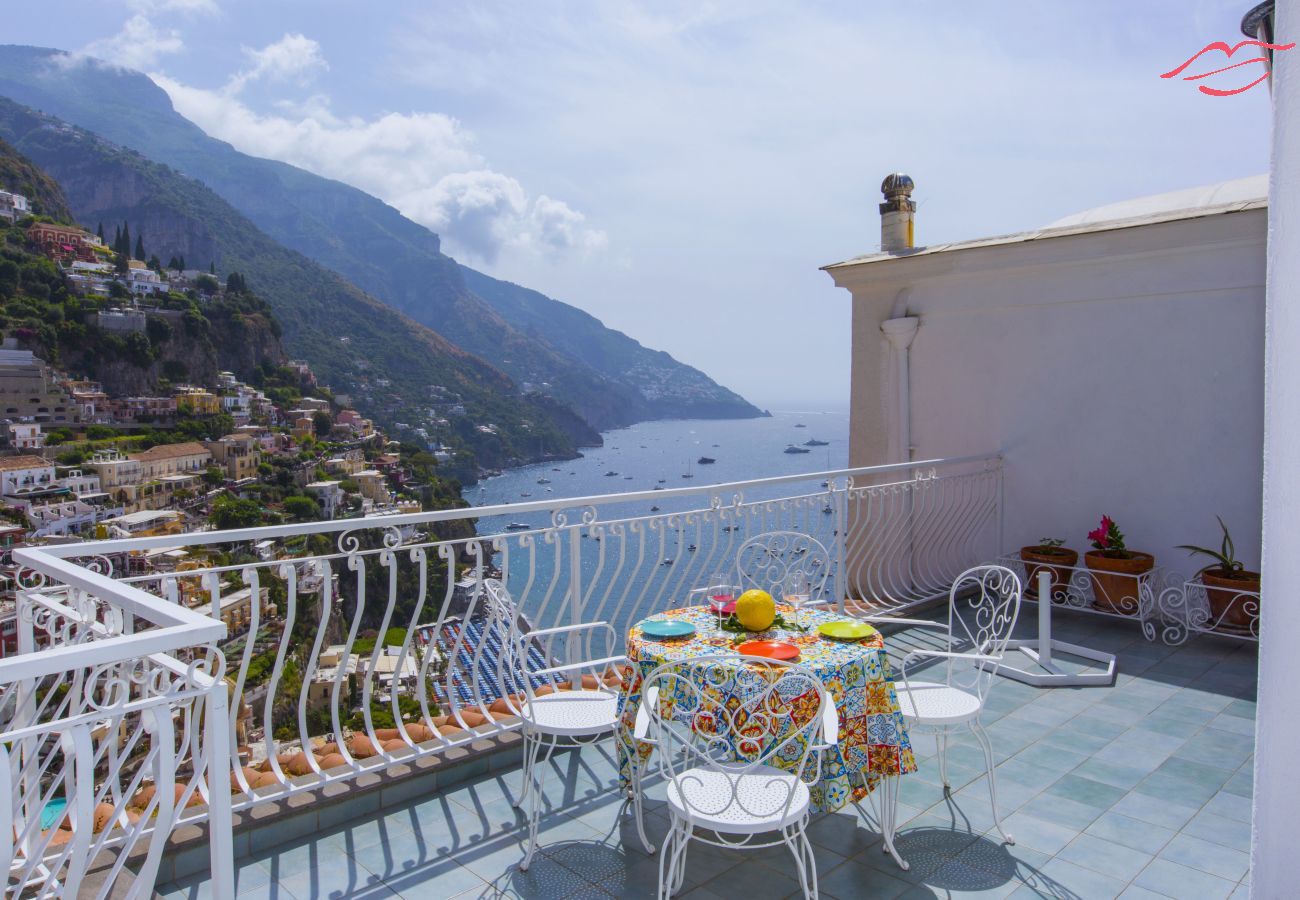 House in Positano - Estate4home- La casa del maresciallo House in Positano - Estate4home- La casa del maresciallo