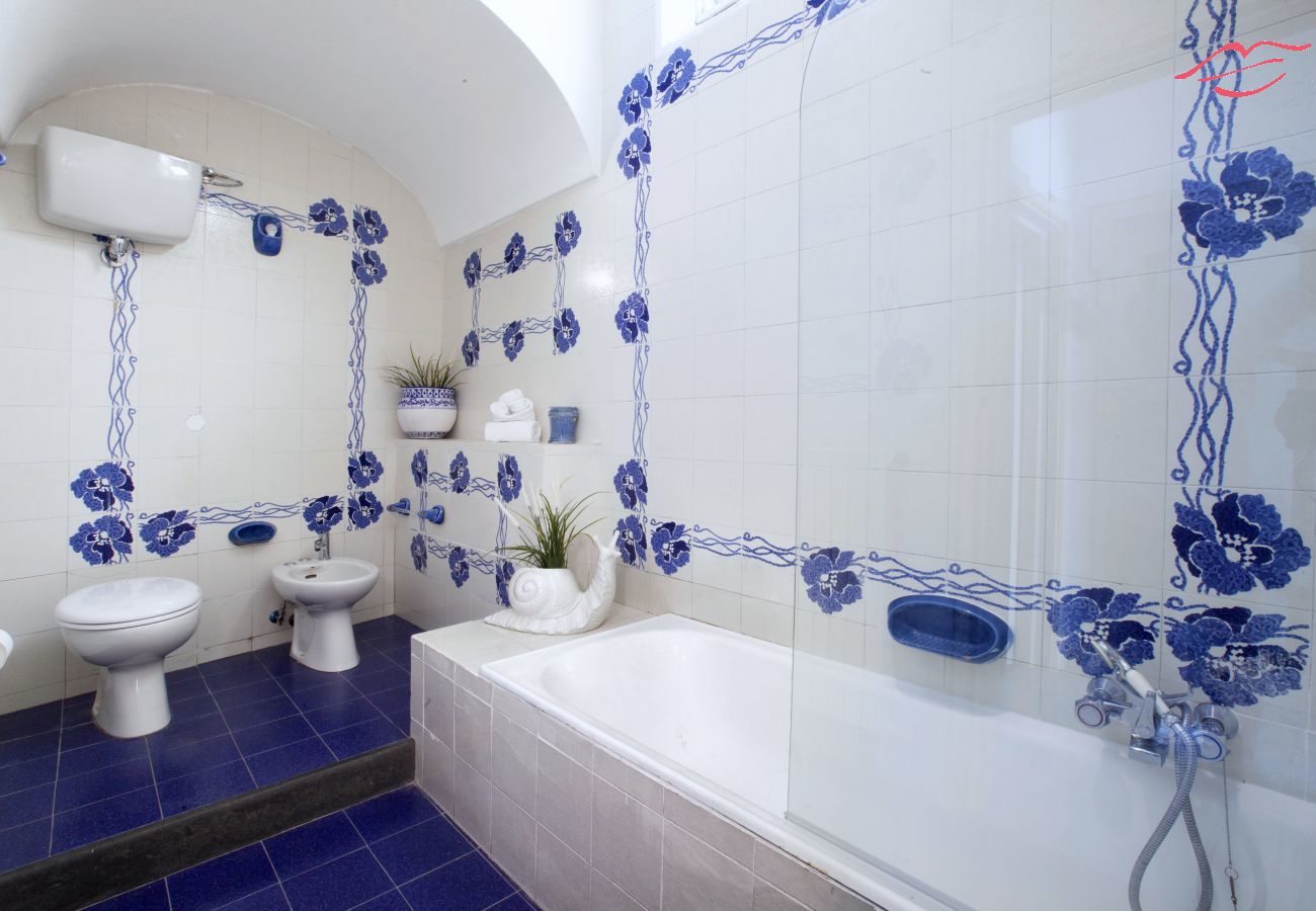 House in Positano - Estate4home- La casa del maresciallo House in Positano - Estate4home- La casa del maresciallo
