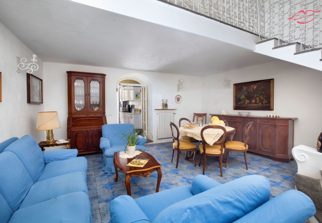 House in Positano - Estate4home- La casa del maresciallo House in Positano - Estate4home- La casa del maresciallo