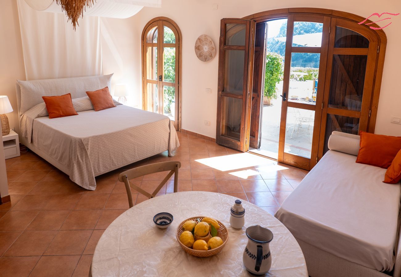 Villa in Ravello - Ravello Watermill Retreat – Your private oasis between lemon groves and the sea Villa in Ravello - Ravello Watermill Retreat – Your private oasis between lemon groves and the sea